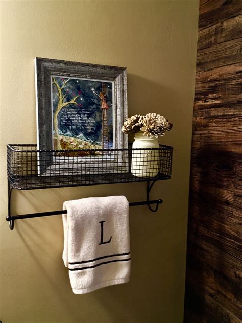 The heart of our industrial shelving, shelving inc offers wire shelving with a high weight capacity and many different configurations to meet any storage need. Perfect bathroom wire shelf | Wire shelving, Towel rack ...