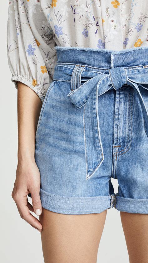 Paperbag Shorts In 2019 Denim Shorts Outfit Camo Denim Jacket Denim