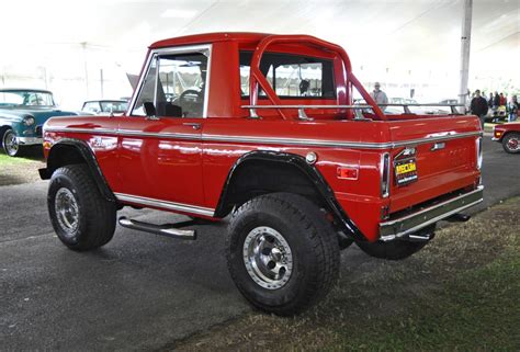 1970 Ford Bronco V8 Pickup