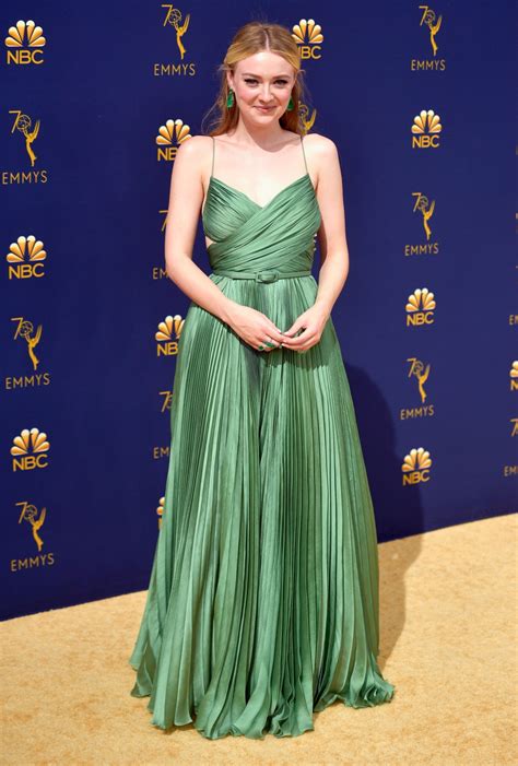 Emmys 2018 Red Carpet Fashion See Celeb Dresses Gowns