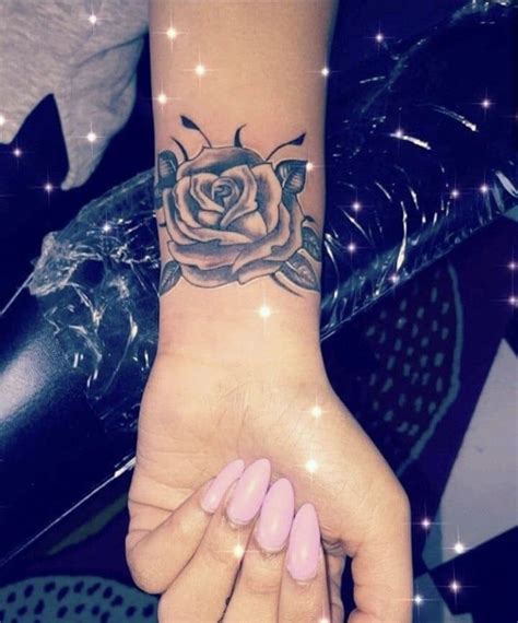 💟ιnѕтa Cxxѕнlєy Wrist Tattoos Girls Flower Wrist Tattoos Tattoos
