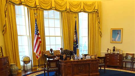 10 Oval Office Desk Zoom Background Ideas In 2021 The Zoom Background