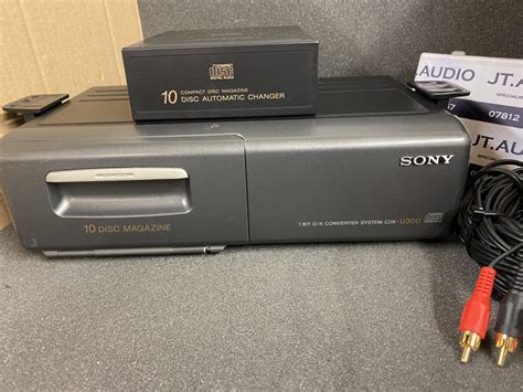 Sony Car Radio Stereo 10 Disc Plug In Cd Changer Model Cdx U300