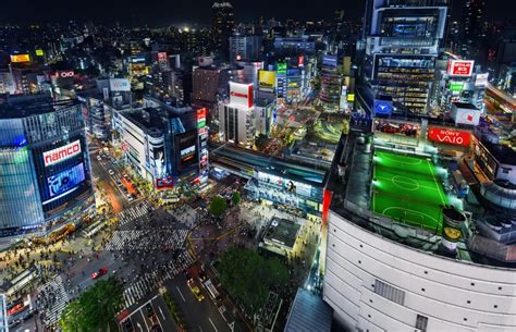 Cyberpunk City Reframing Tokyo As A Futuristic Wonderland Urbanist