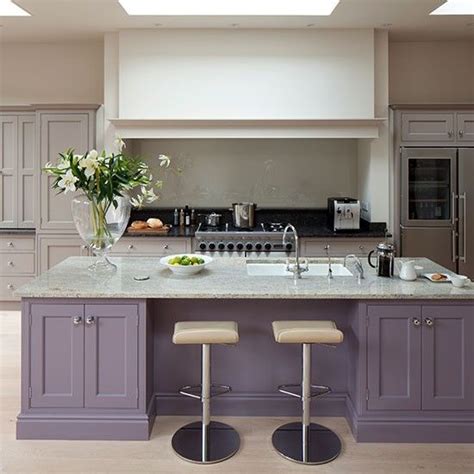 Glamorous Grey And Purple Kitchen With Island Kitchen Decorating