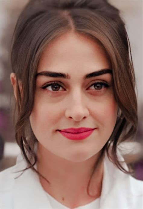 Ertugrul Ghazi Actress Esra Bilgic Best Photography Beauty Girl Turkish Women Beautiful