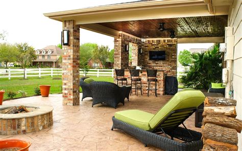 Our Homeowner Wanted Two Distinct Areas A Shady Hangout Under The