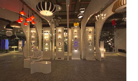light showroom design - Google Search | Fancy lights