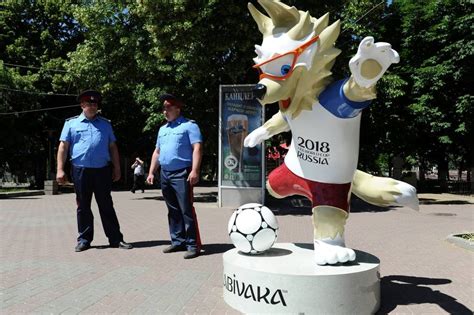 escolhido pelo público lobo siberiano zabivaka é o mascote da copa 2018 exame