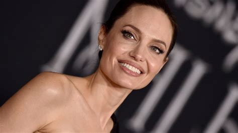 Angelina Jolie Ethnicity Ancestry And Why People Love Her Mbgon