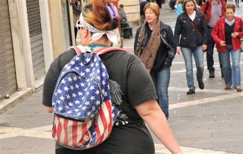 How Not To Look Like A Typical American Tourist While