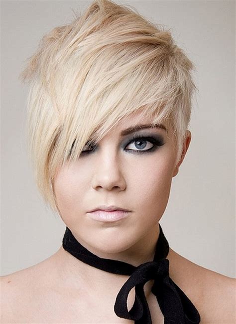 Emo Hairstyles With Side Swept Bangs Hairstyle Guides