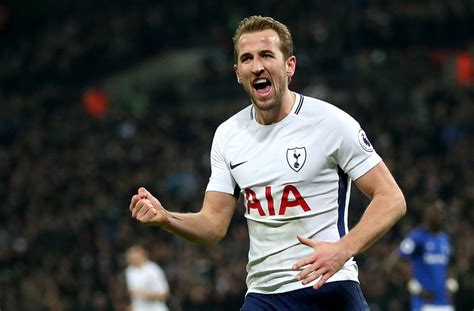 ايكاردي شريك هاري كين في هجوم ريال مدريد ومغادرة محتملة لـ بيل وبنزيما. هاري كين يخطط لتحطيم العقدة مع توتنهام | الرياضي نت