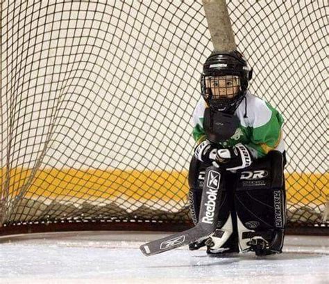 The game starts in the centre circle with a face off. Big dreams start small. | Ice hockey, Hockey goalie, Hockey