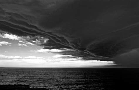 Storm Cloud Over Pacific Ocean Cool Pictures Of Nature Nature