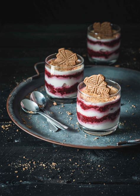 Dessert zu Weihnachten Spekulatius-Himbeer-Tiramisu