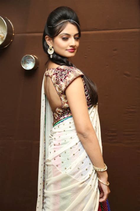 Actress Nikitha Narayan Latest Hot Navel In Photoshoot HD Photos WOMEN IN SAREE PHOTOS
