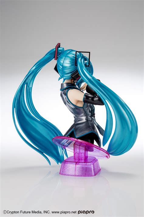Your Guide To Buying Vocaloid Merchandise — Figure Rise Bust Vocaloid
