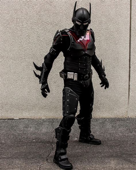 10 Amazing Batman Beyond Cosplay That Make Us Miss The Show