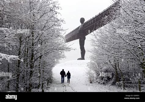 Weather Winter Snowfall Angel Of The North Gateshead Stock Photo