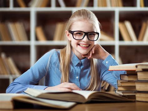 Enhancing Comprehension: Reading Skills in Middle School | Scholastic | Parents
