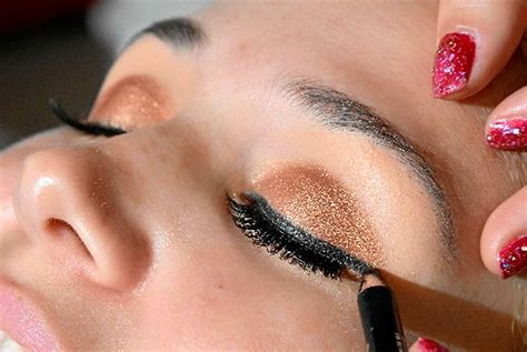 Aprende El Truco De Los Maquilladores Para Agrandar La Mirada Y