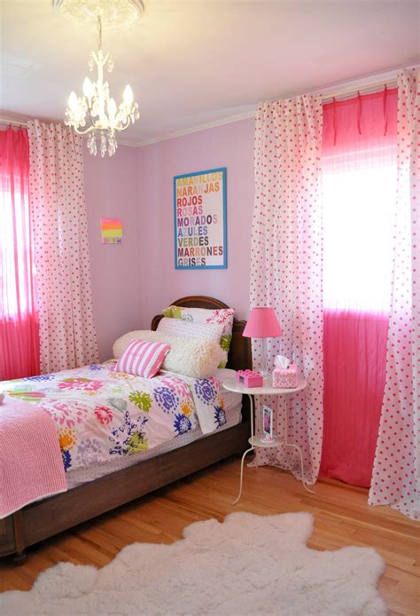 Wonderful Bedroom Design For Girls With Single Bed Using Small Round