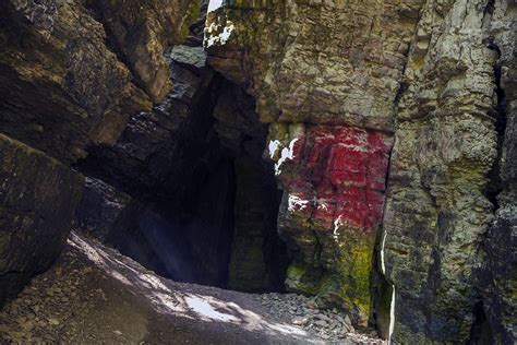 5 Must See Iowa Caves Travel Iowa