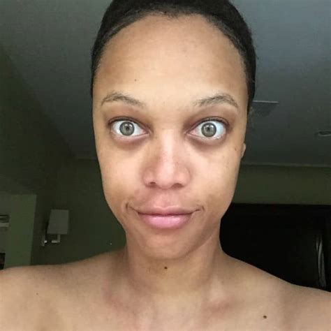 These 30 Images Of Celebrities Without Makeup Prove They Look Just
