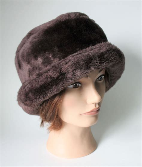 Brown Faux Fur Hat By Zolga 23 Inch Vintage 1990s Etsy Canada
