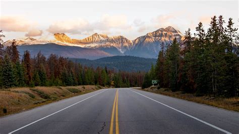 Download wallpaper 3840x2160 road, mountains, forest, turn, landscape, asphalt 4k uhd 16:9 hd ...