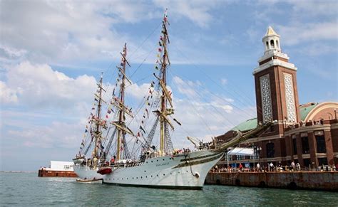 Travel With Val Pepsi Tall Ships To Return To Chicagos Navy Pier In July