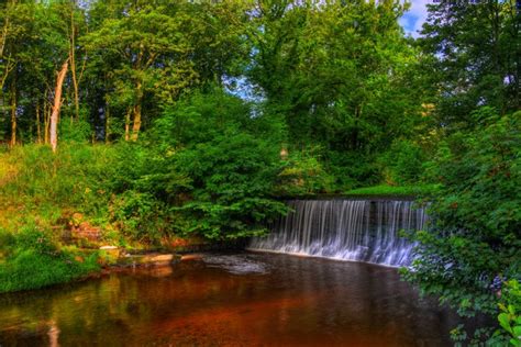 4k 5k 6k 7k Yarrow Valley Country Park England Parks Waterfalls