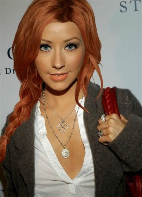 Love This Color On Christina Christina Aguilera Red Hair Christina Aguilera Hair Christina