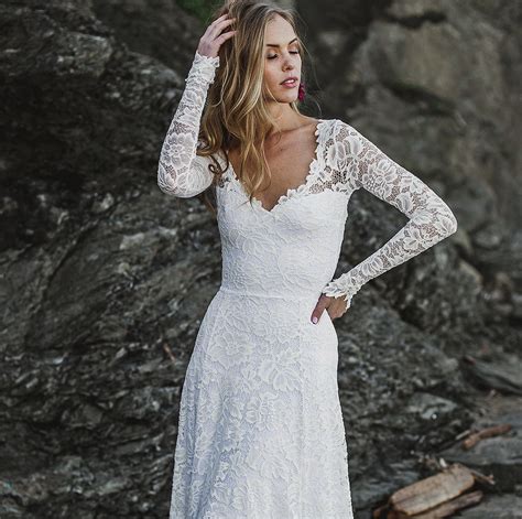 Next day delivery and free returns if you are wondering how to nail the wedding guest look, look no further. Made for falling in love with lace details. | Wedding ...