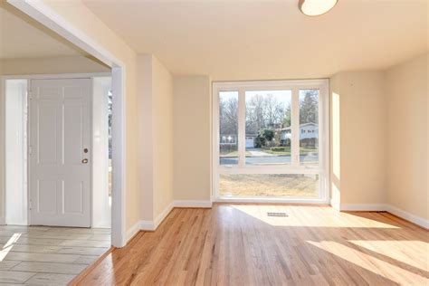 Your small empty room window stock images are ready. Large window in the dining room | Empty room, Large ...