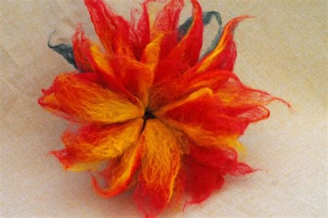 How To Make A Wet Felted Flowera Free Tutorial Hubpages