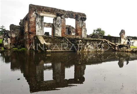 Situs Cagar Budaya Kebanjiran Antara Foto