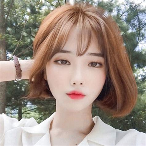 Long superimposed hair with see through bangs. 30 Best Korean Short Hairstyles For Round Faces Tips Wig ...
