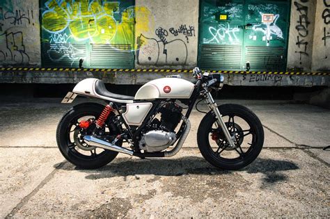 Some of the modifications include: Honda FT 500 Ascot | Cafe racer honda, Honda, Honda bikes