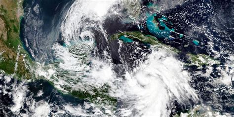 Se origina en las regiones tropicales de nuestro planeta. Ciclón Delta, categoría 4 cobra fuerza al acercarse a ...