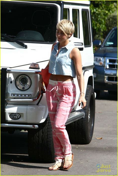 Julianne Hough Bares Her Tanned Midriff While Heading Back To Her Car On Wednesday Afternoon