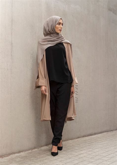 23 Inspirasi Fashion Muslimah Casual Ragam Muslim