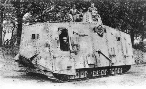 Первый немецкий танк A7v Sturmpanzerwagen Фотографии Первой мировой