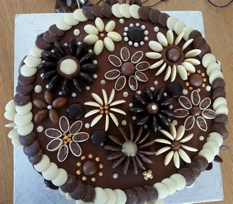 Chocolate Cake Decoration Images Classic Chocolate Birthday Cake