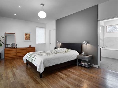 Doch welche wandfarbe deckt am besten? Schlafzimmer Schwarzes Bett Welche Wandfarbe