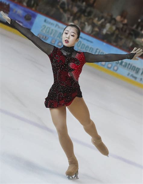 Japanese Teen Kaori Sakamoto Eyes Winter Olympic Games