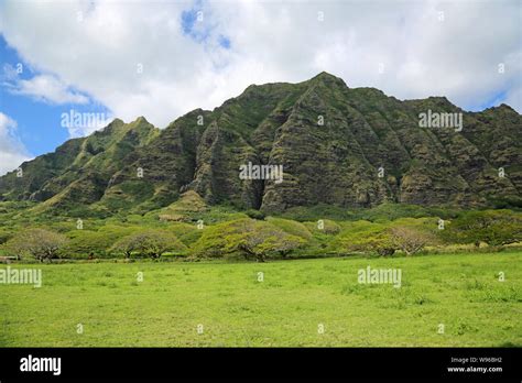 Kualoa Ranch Oahu Hawaii Stock Photo Alamy