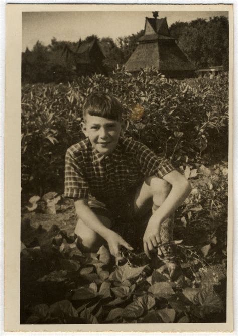 Jaap Vromen Works In His School Garden Collections Search United