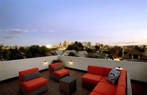 Surprising Shield House Displaying A Modern Curved Wall Decoist